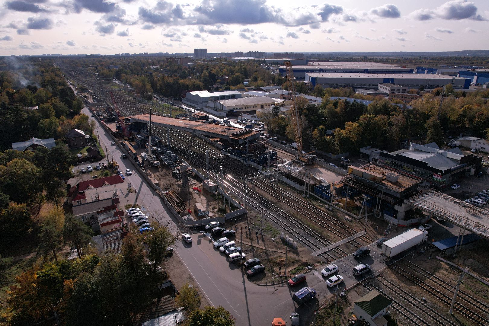 видео с коптера, дорога, путепровод,