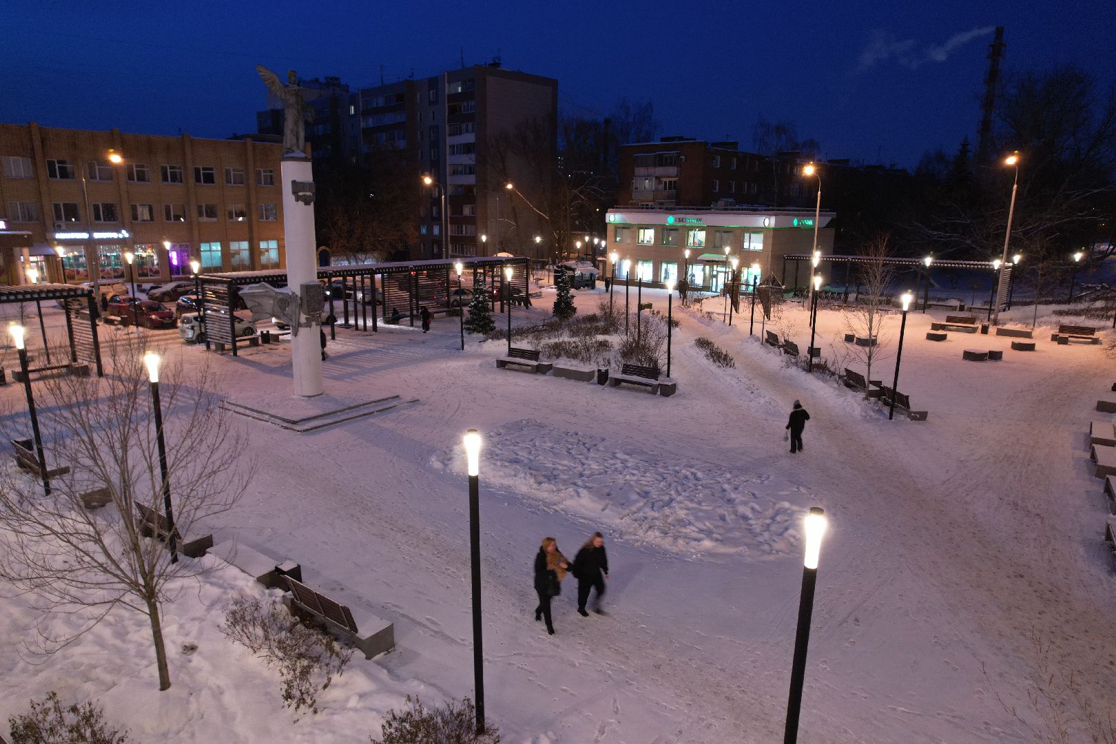 видео с коптера, сквер, новый год,