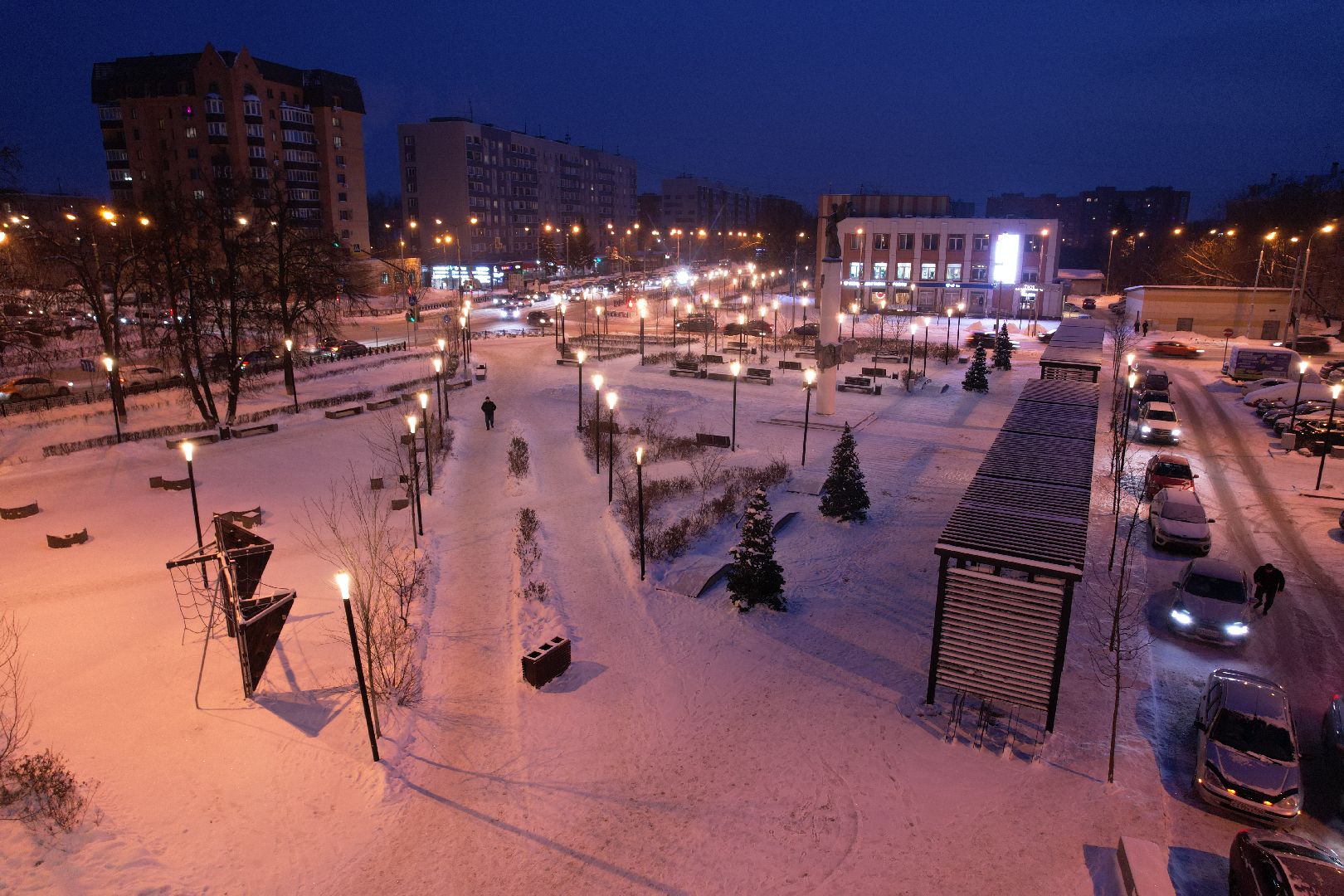 видео с коптера, сквер, новый год,