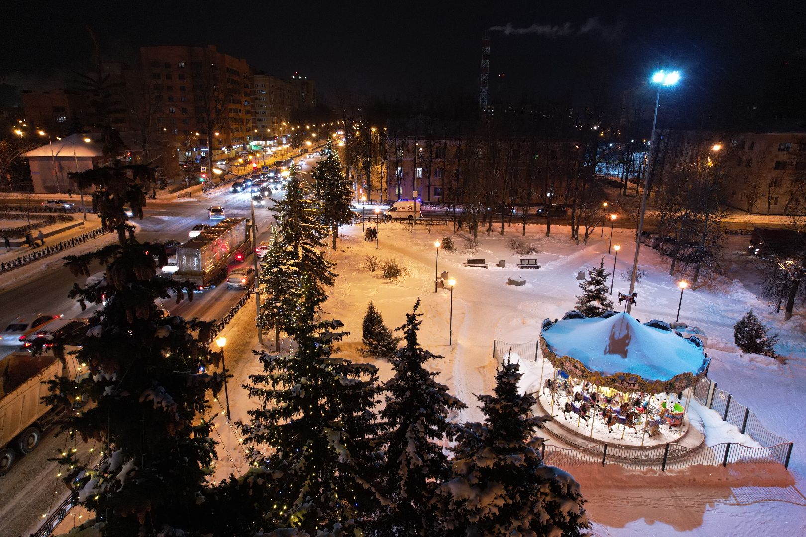 видео с коптера, зима, парк, сквер,