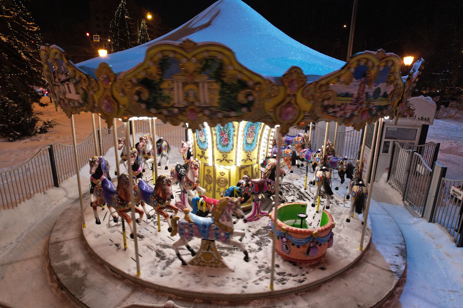 видео с коптера, зима, парк, сквер,