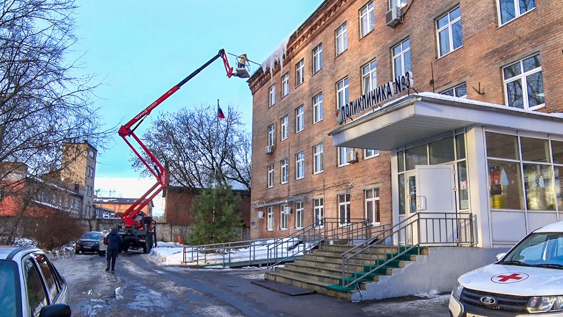 Клин, общество, ЖКХ, зима, сосульки,