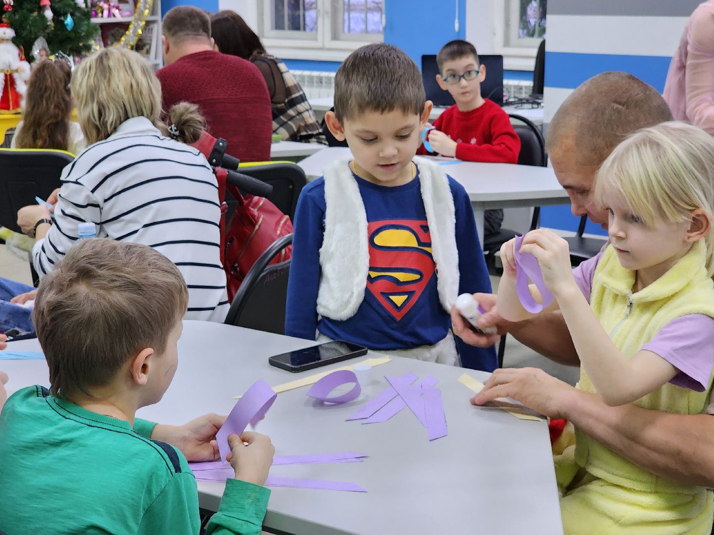 Дети, елка желаний, Новый год, благотворительая акция,