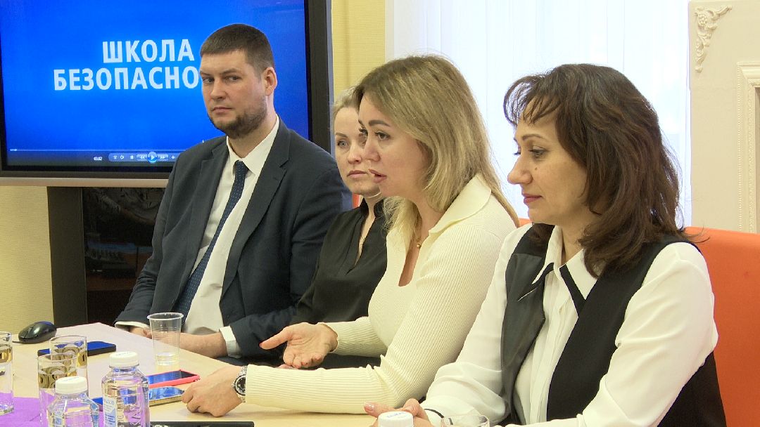 Реутов, урок финансовой грамотности, ВТБ, Сбербанк. Альфабанк, пенсионеры, мошенники, телефоны