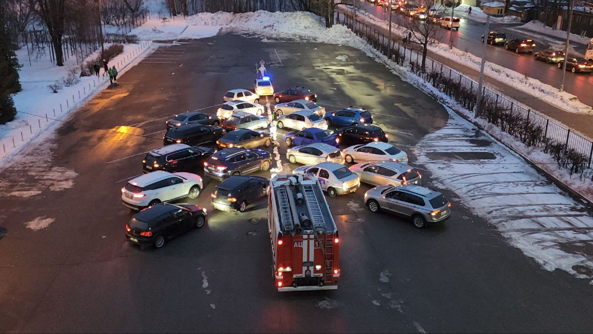 мытищи, новый год, молодежный центр импульс, флешмоб, Автофлешмоб,