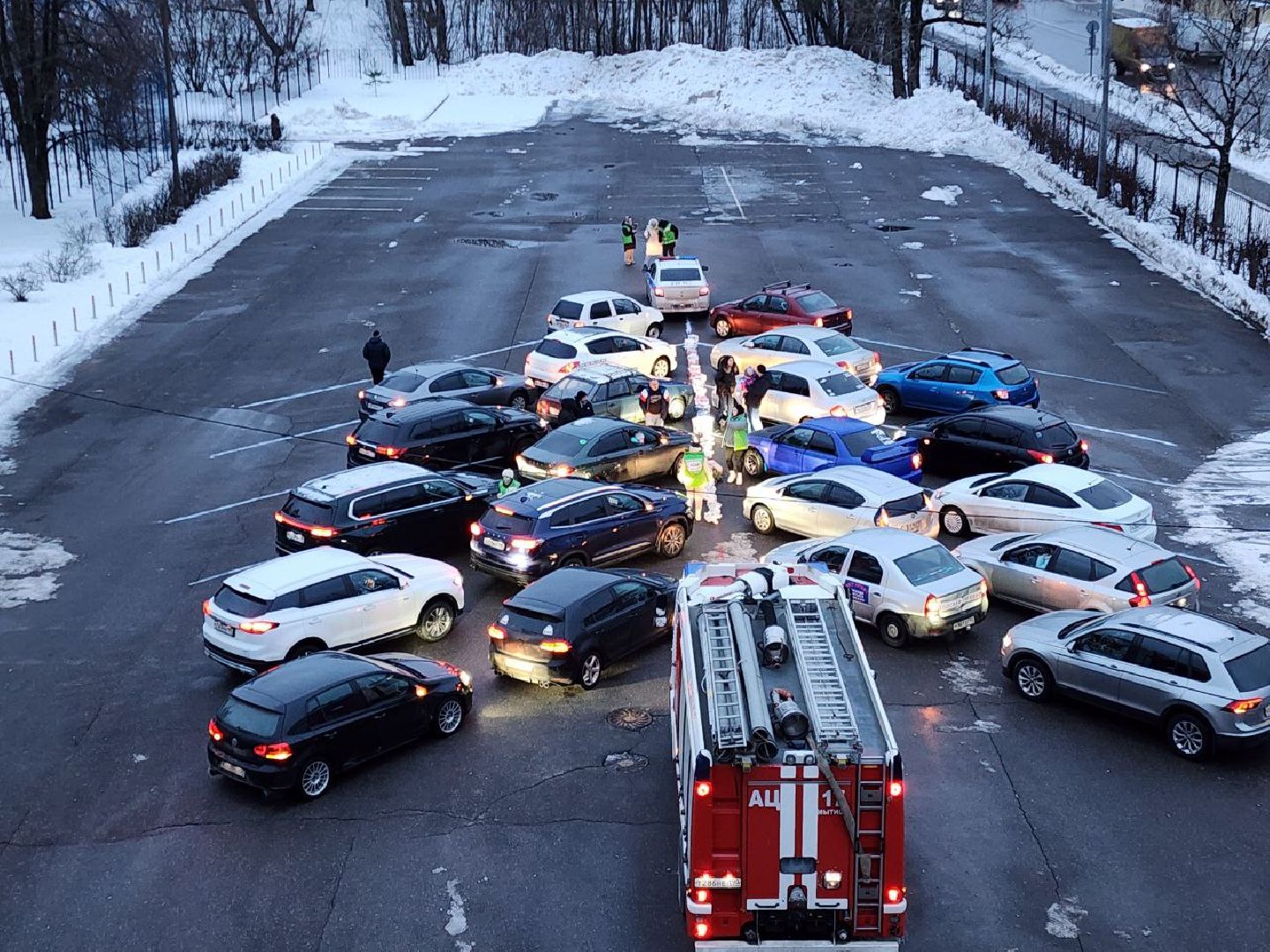 мытищи, новый год, молодежный центр импульс, флешмоб, Автофлешмоб,