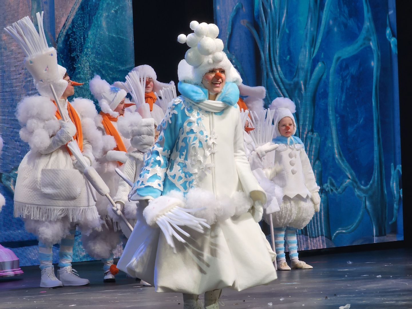 ёлка, губернаторская елка, Крокус сити, Праздник, Сво,