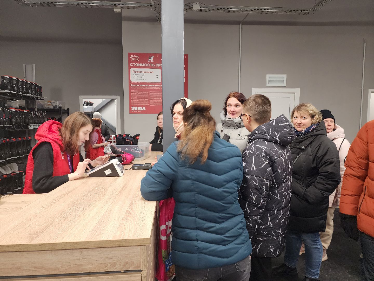 пушкино, каток в парке, дети, лед, артисты,