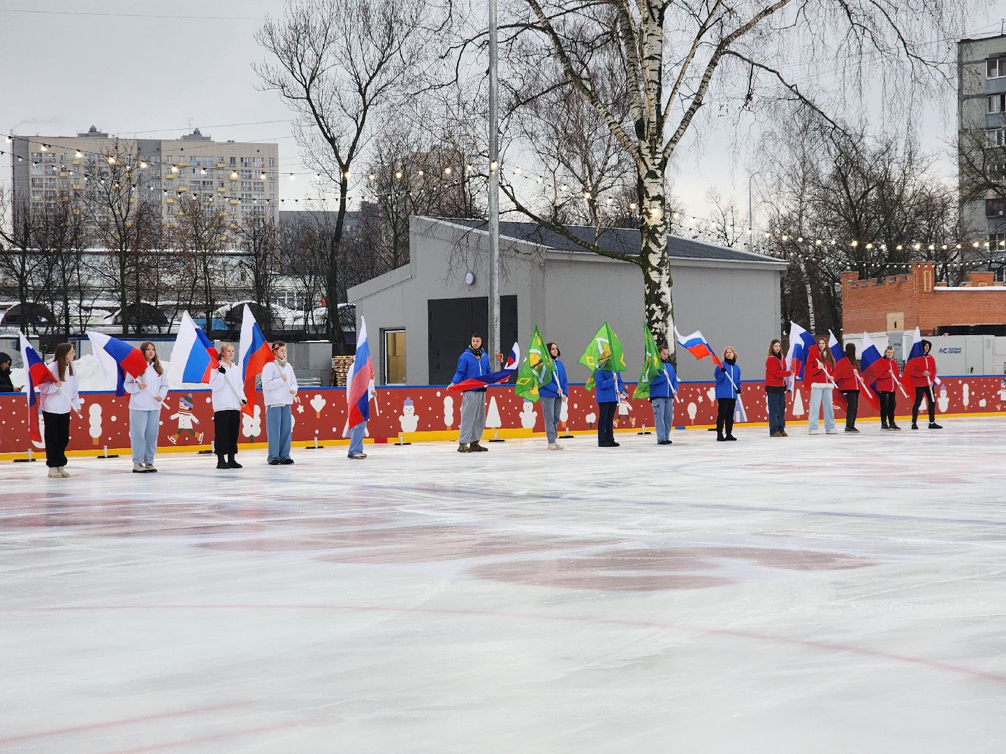 пушкино, каток в парке, дети, лед, артисты,