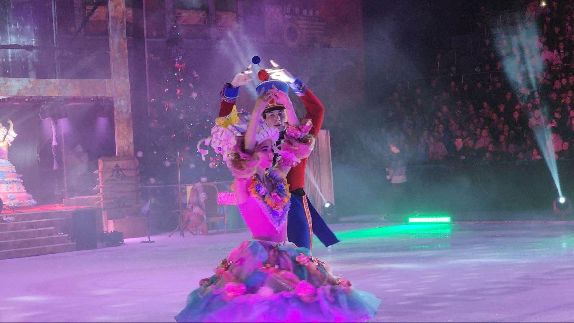 мытищи, Арена Мытищи, Новый Год, Алексей Ягудин, Илья Авербух, Щелкунчик, Фигурное катание, Щелкунчик и Мышиный король, Благотворительная елка главы,