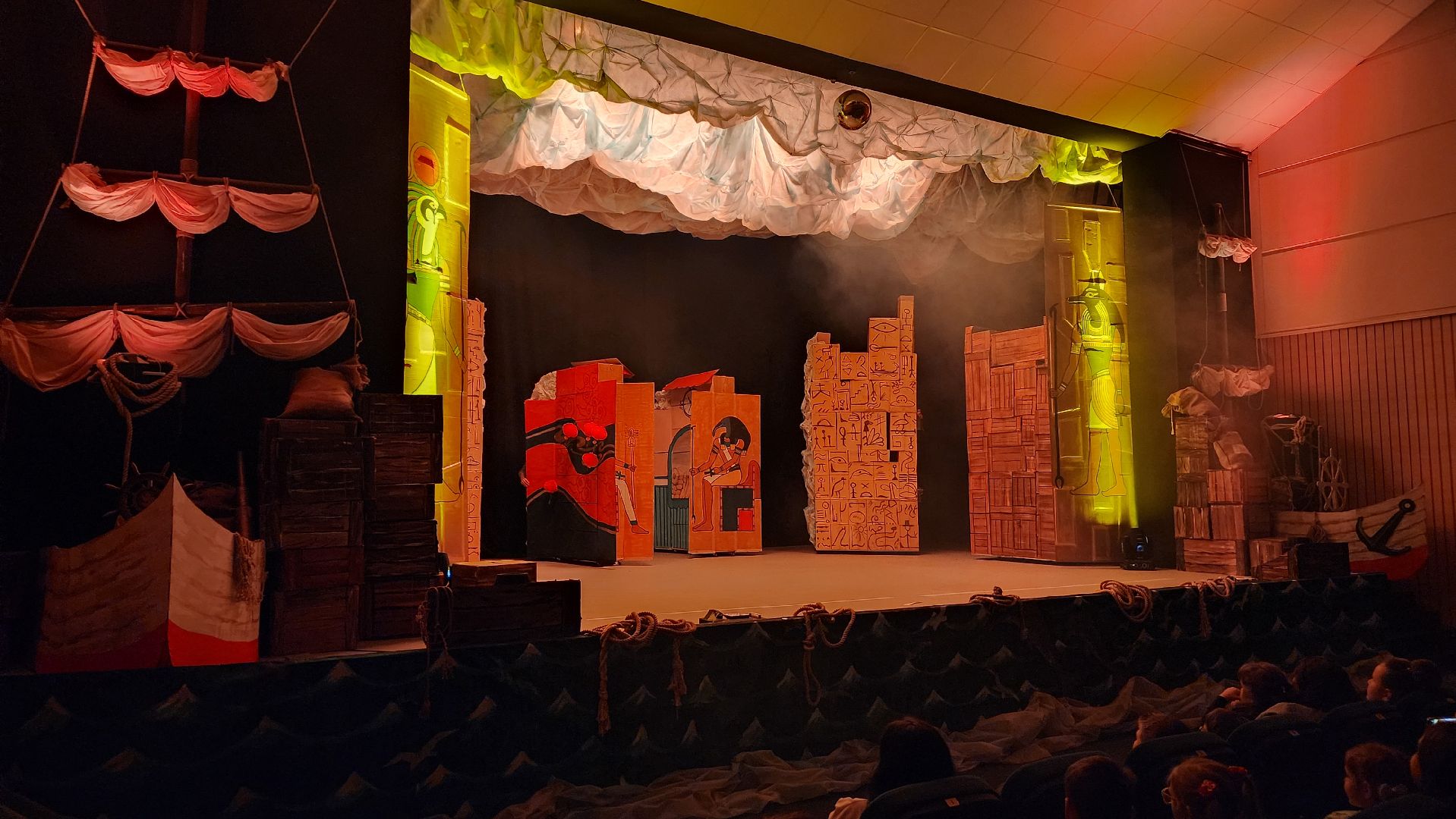 новый год, новогодний спектакль, елка главы, дети, Лосино-Петровский,