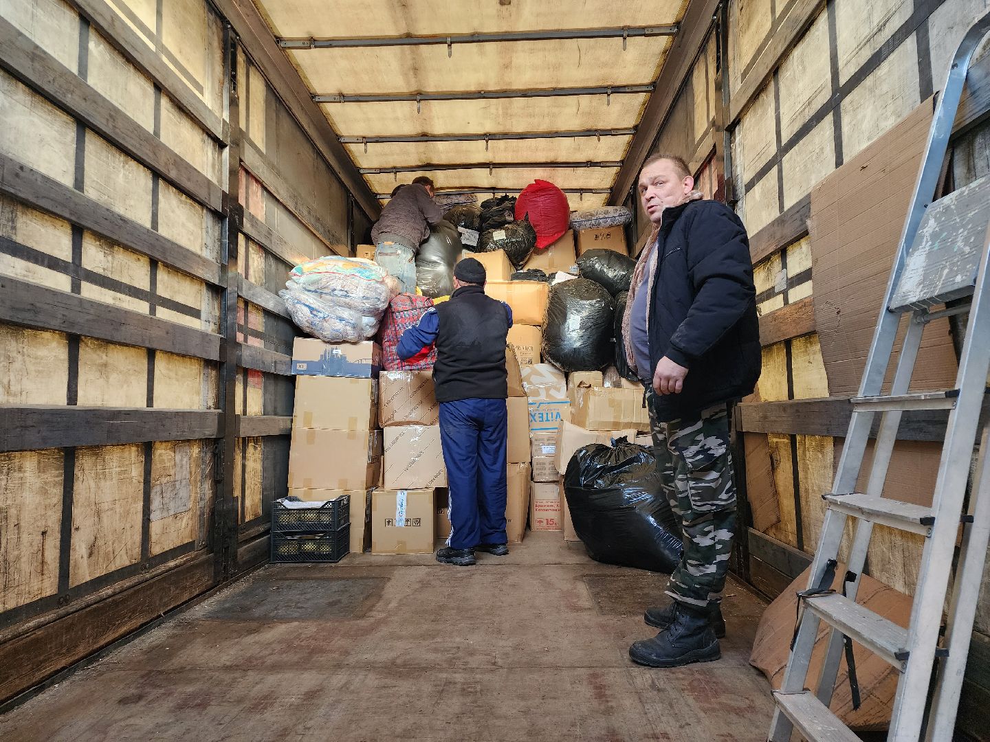 серпухов, подмосковье, гуманитарная помощь, погранвойска, волонтеры,