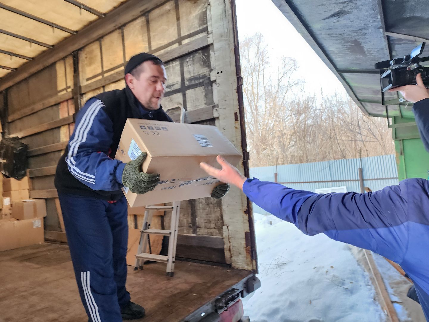 серпухов, подмосковье, гуманитарная помощь, погранвойска, волонтеры,