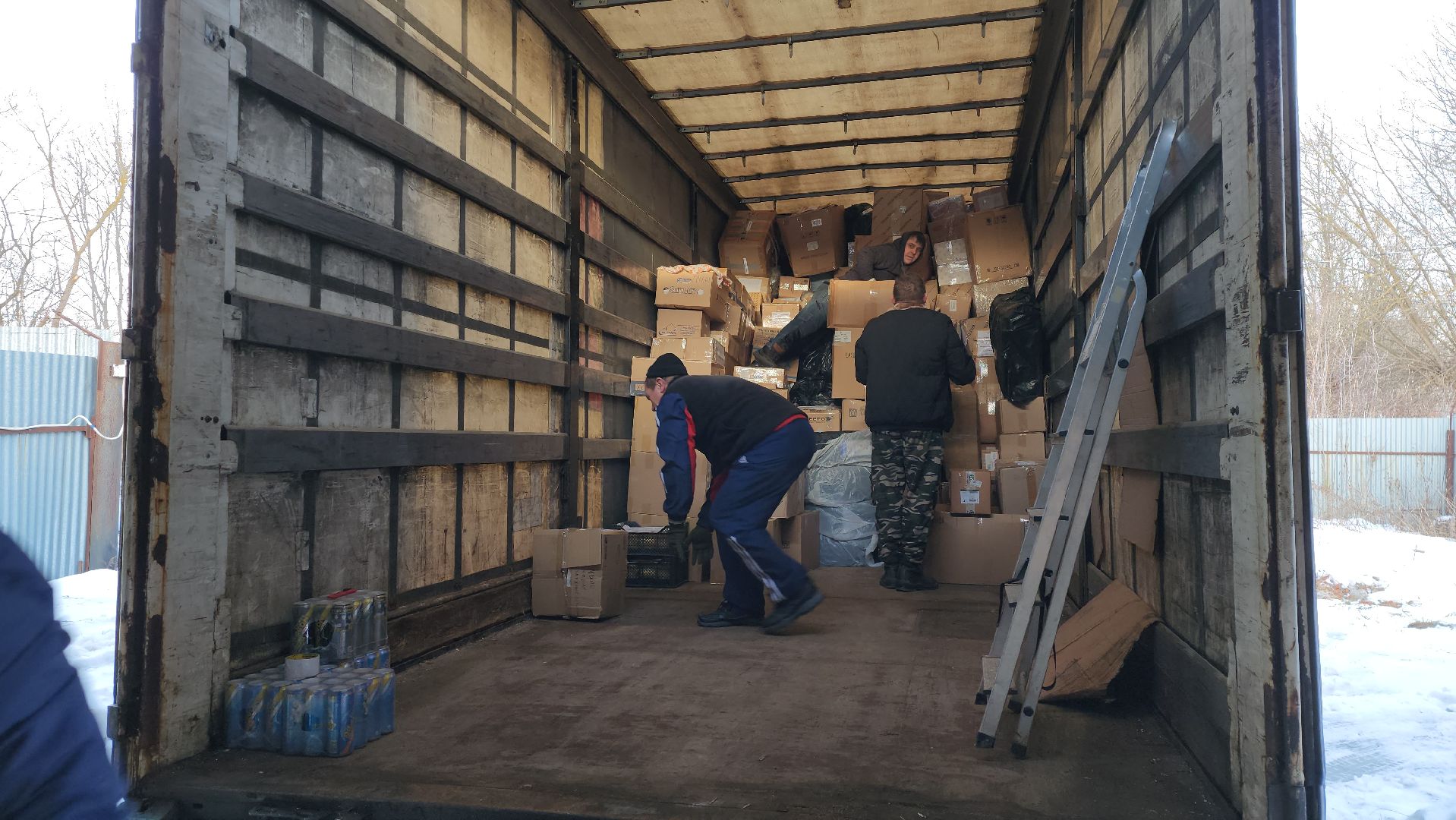 серпухов, подмосковье, гуманитарная помощь, погранвойска, волонтеры,