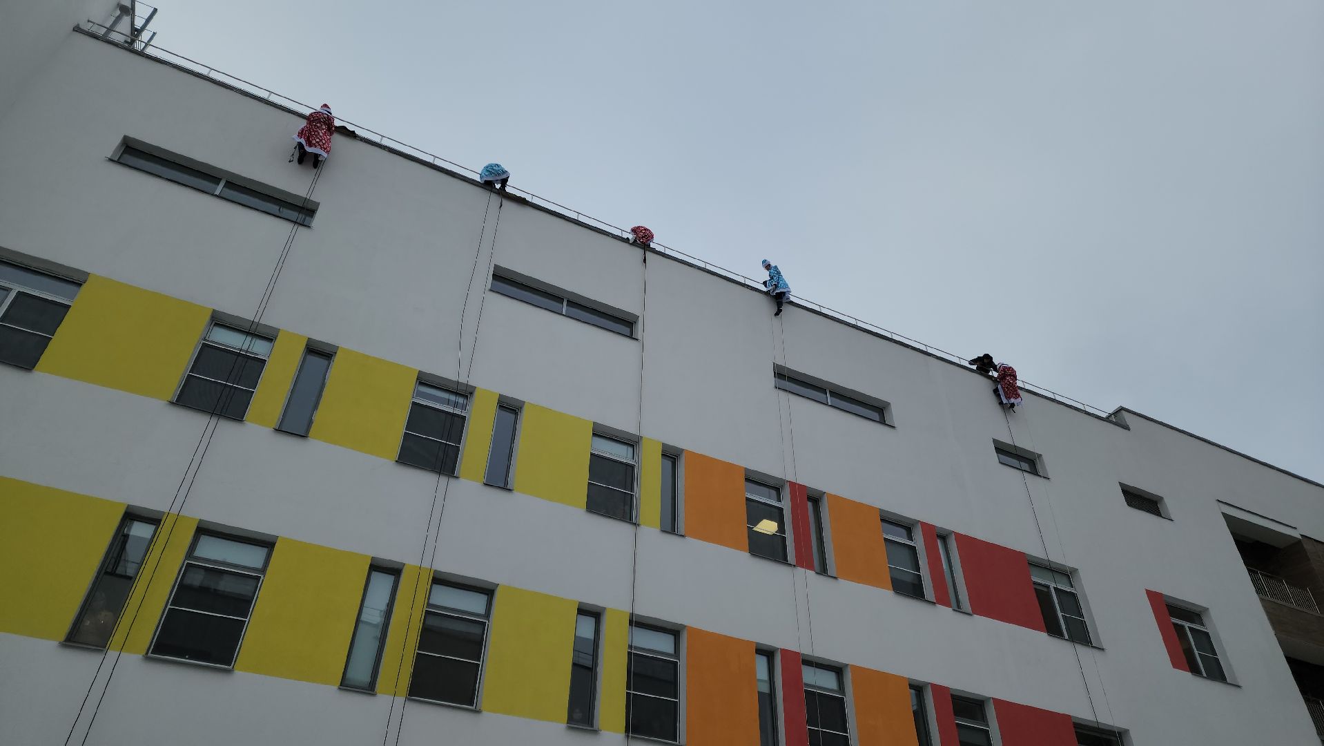 Подольск, благотворительность, медицина, дети, десант дедов морозов, всероссийская акция,