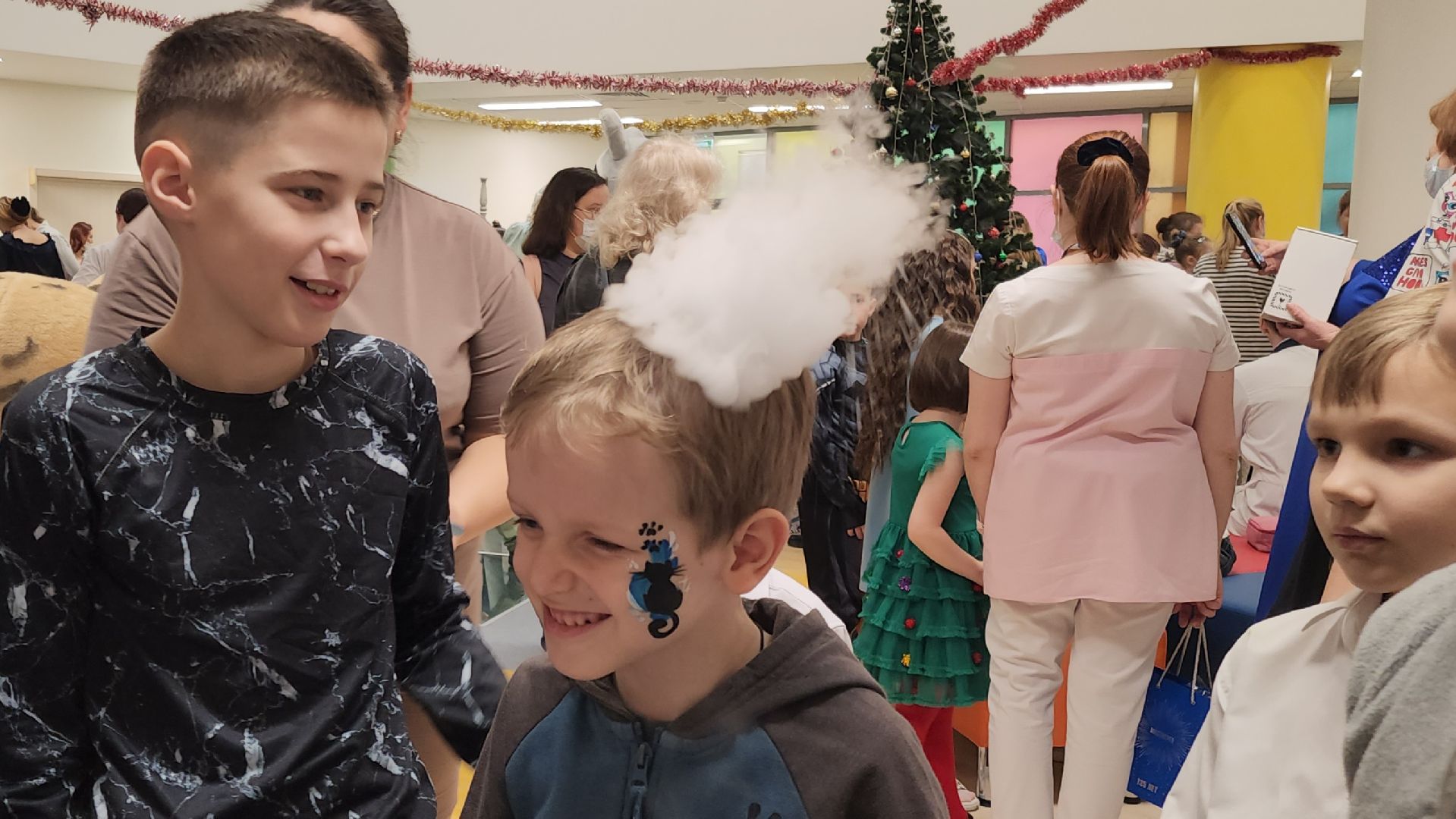 Подольск, благотворительность, медицина, дети, десант дедов морозов, всероссийская акция,