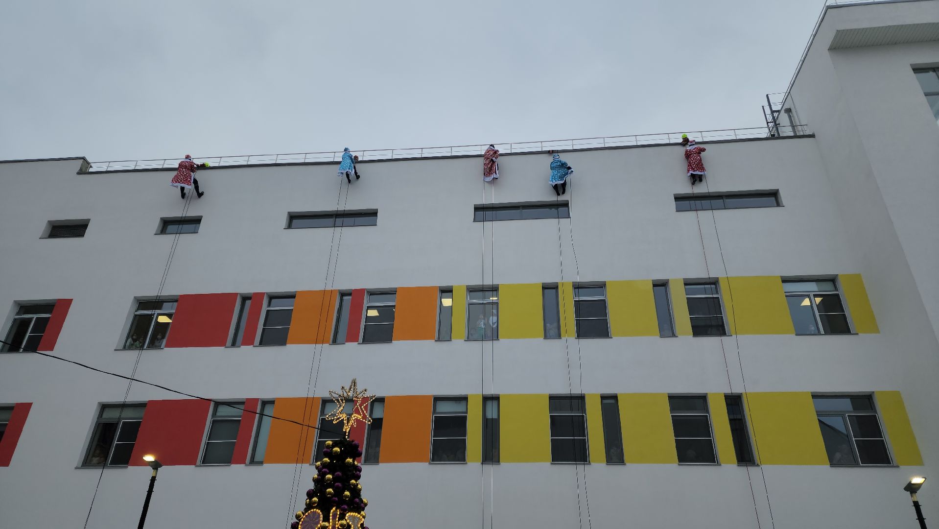 Подольск, благотворительность, медицина, дети, десант дедов морозов, всероссийская акция,