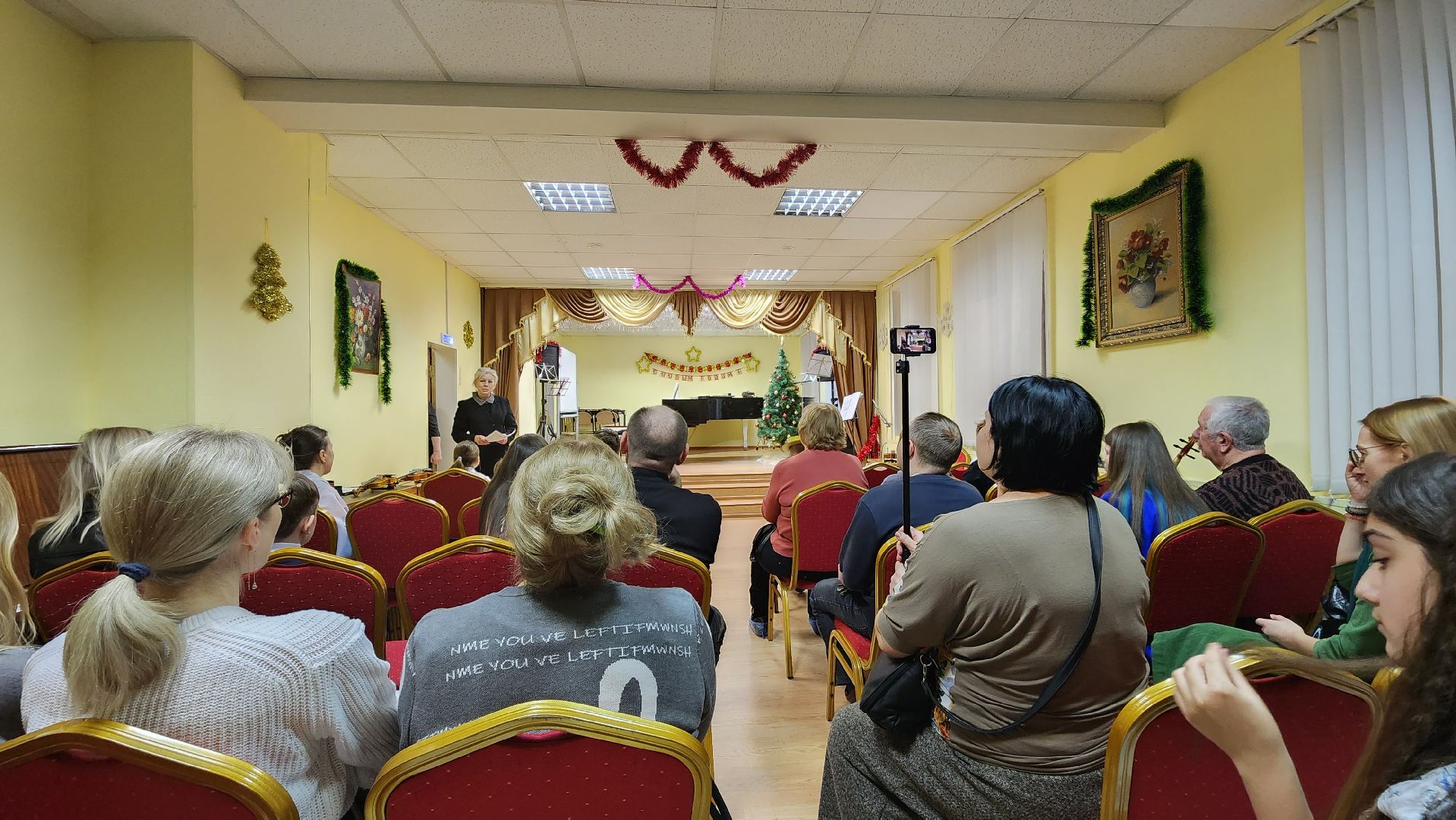 кашира, детская школа искусств, скрипка, отчетный концерт, новогодний концерт, юные скрипачи, лауреты,