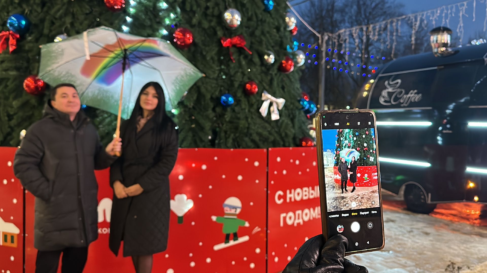 Звенигород, зима в подмосковье, главная елка,