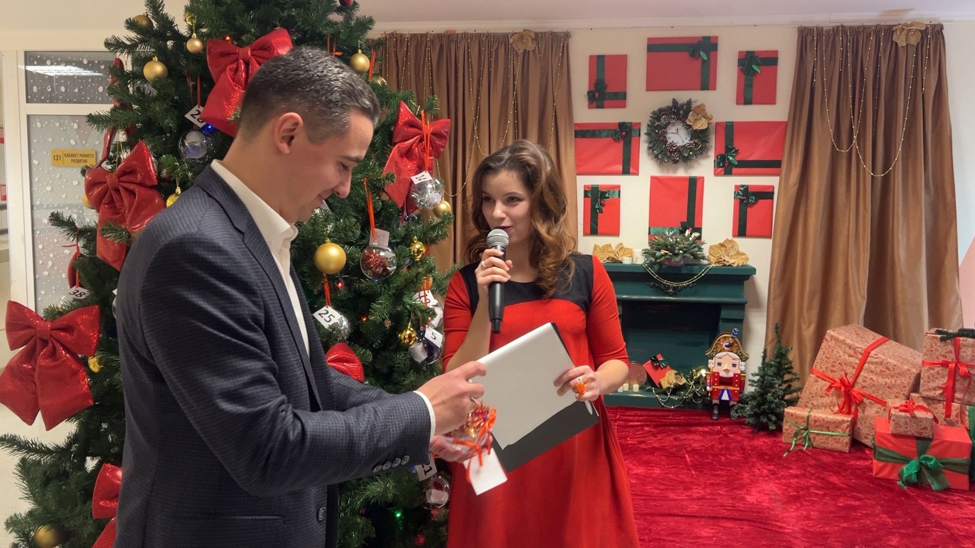 Солнечногорск, всероссийская акция, елка желаний, дети, семьи военнослужащих, подарки,