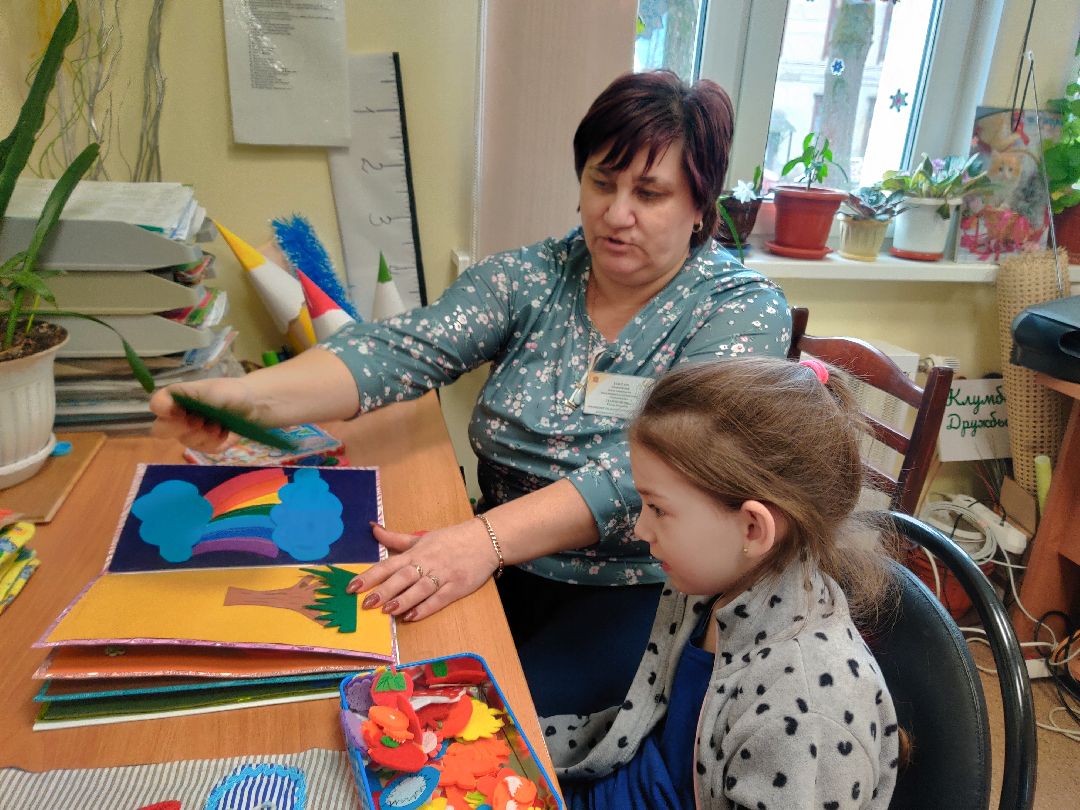 Красноармейск, особенные дети, специалист по реабилитации, наглядные пособия, учебный материал, социальное обслуживание