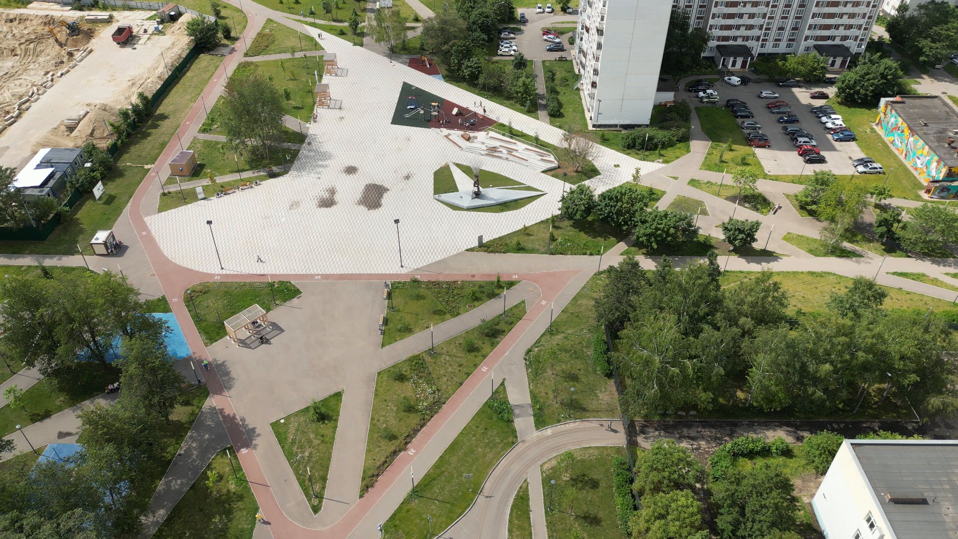 видео с коптера, черноголовка, благоустройство, сквер,