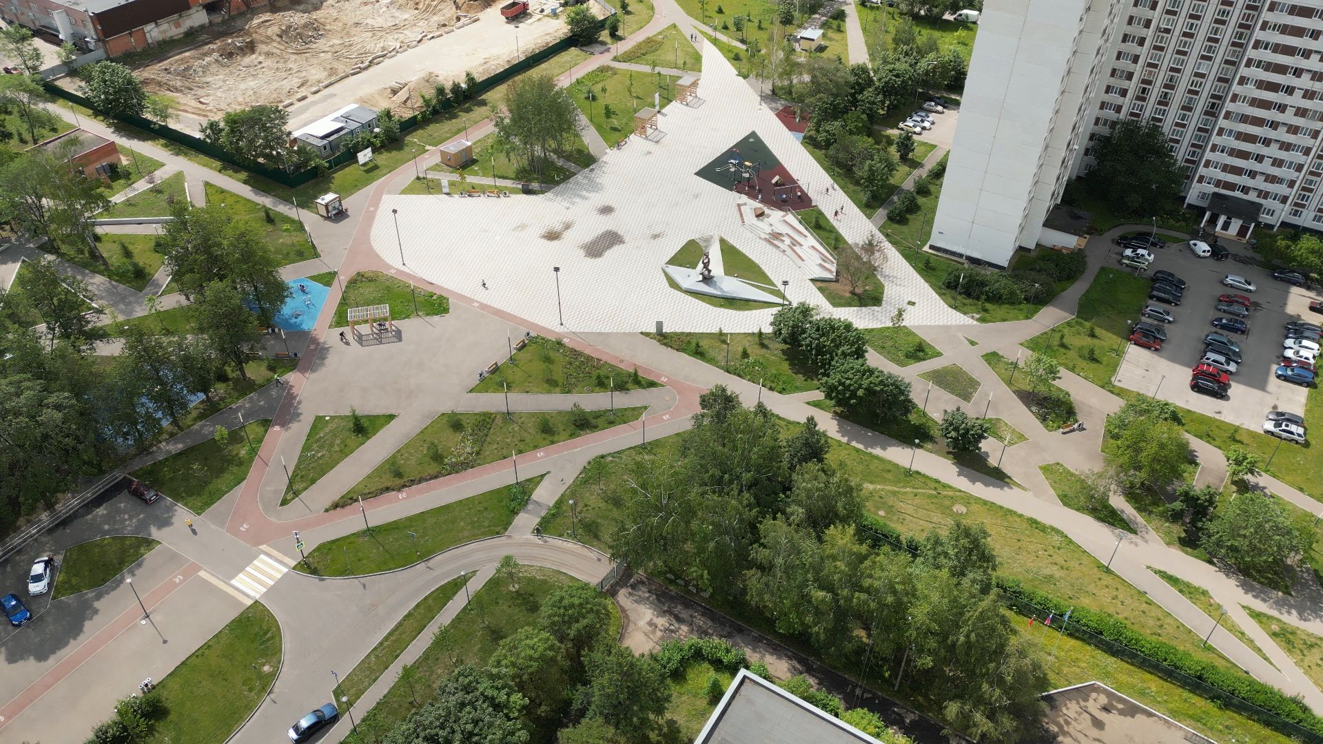 видео с коптера, черноголовка, благоустройство, сквер,