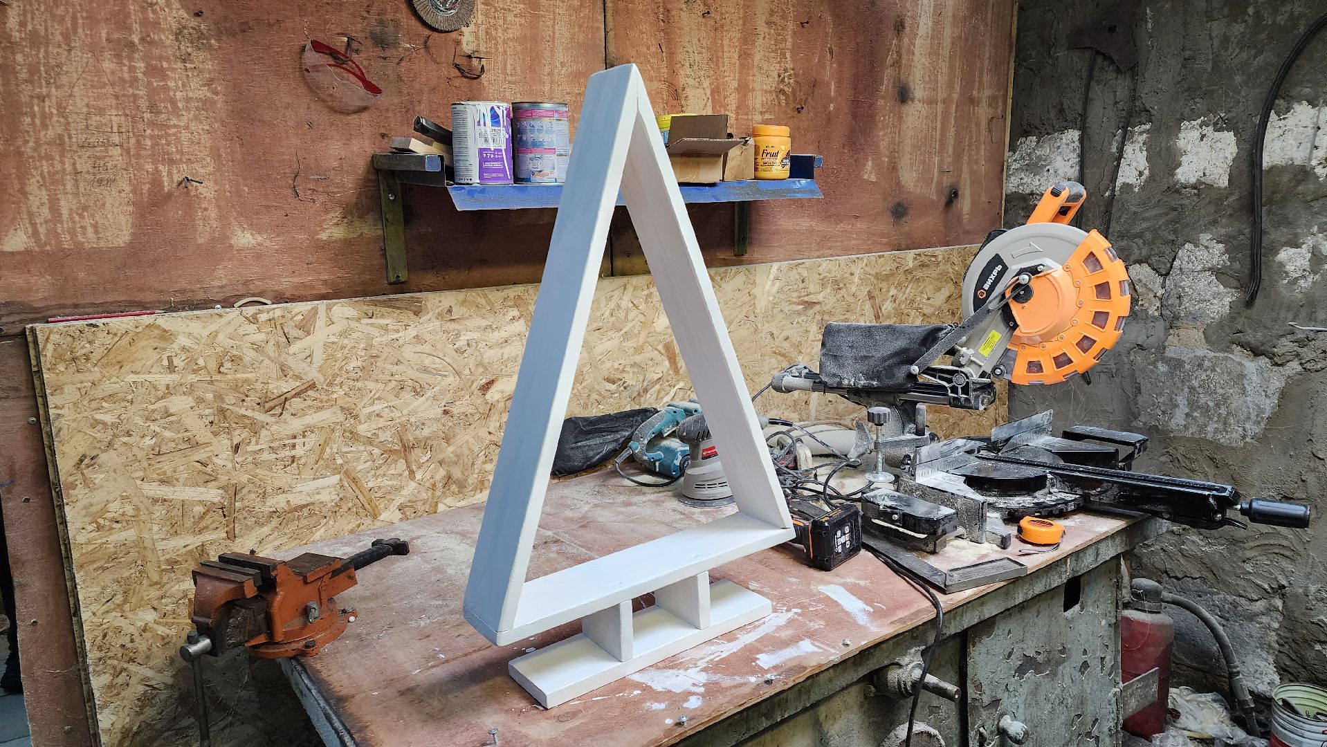 кашира, новогодняя елка, украшение, лофт, против кошек, елочные игрушки, гирлянды,