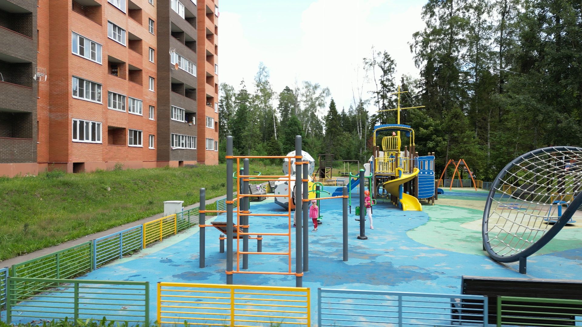 видео с коптера, черноголовка, благоустройство, детские площадки, строительство,