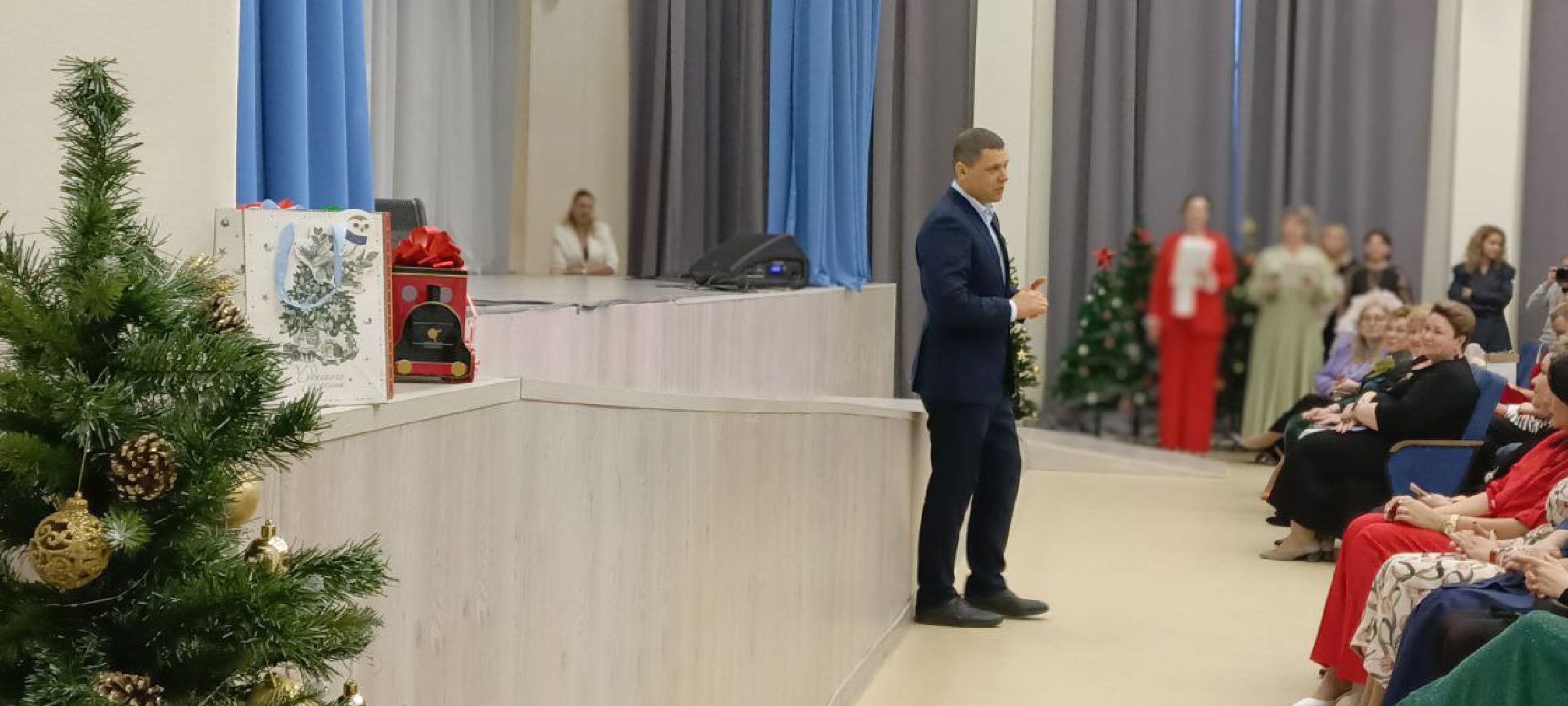 Дмитров, Школа в Озерецком, Гимназия Дмитров, Гимназия Логос, Минобразования,