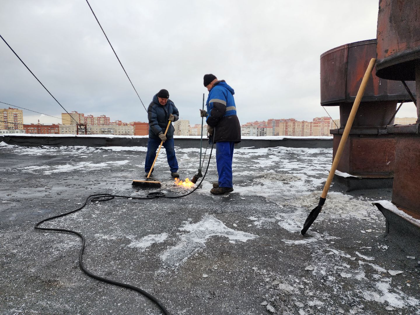Раменское, ЖКХ, ремонт кровли на улице Рабочей,