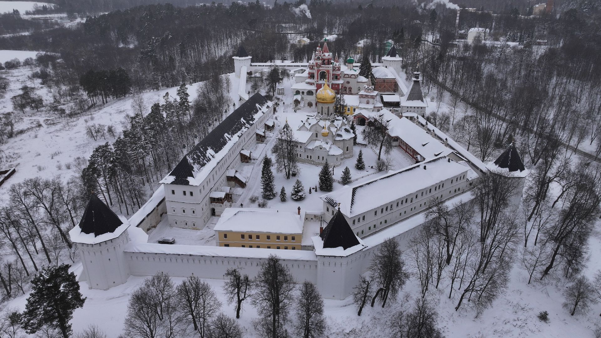 видео с коптера, звенигород, монастырь, культура,