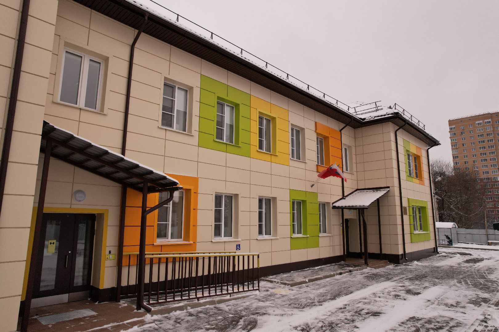 видео с коптера, щёлково, строительство, детский сад,