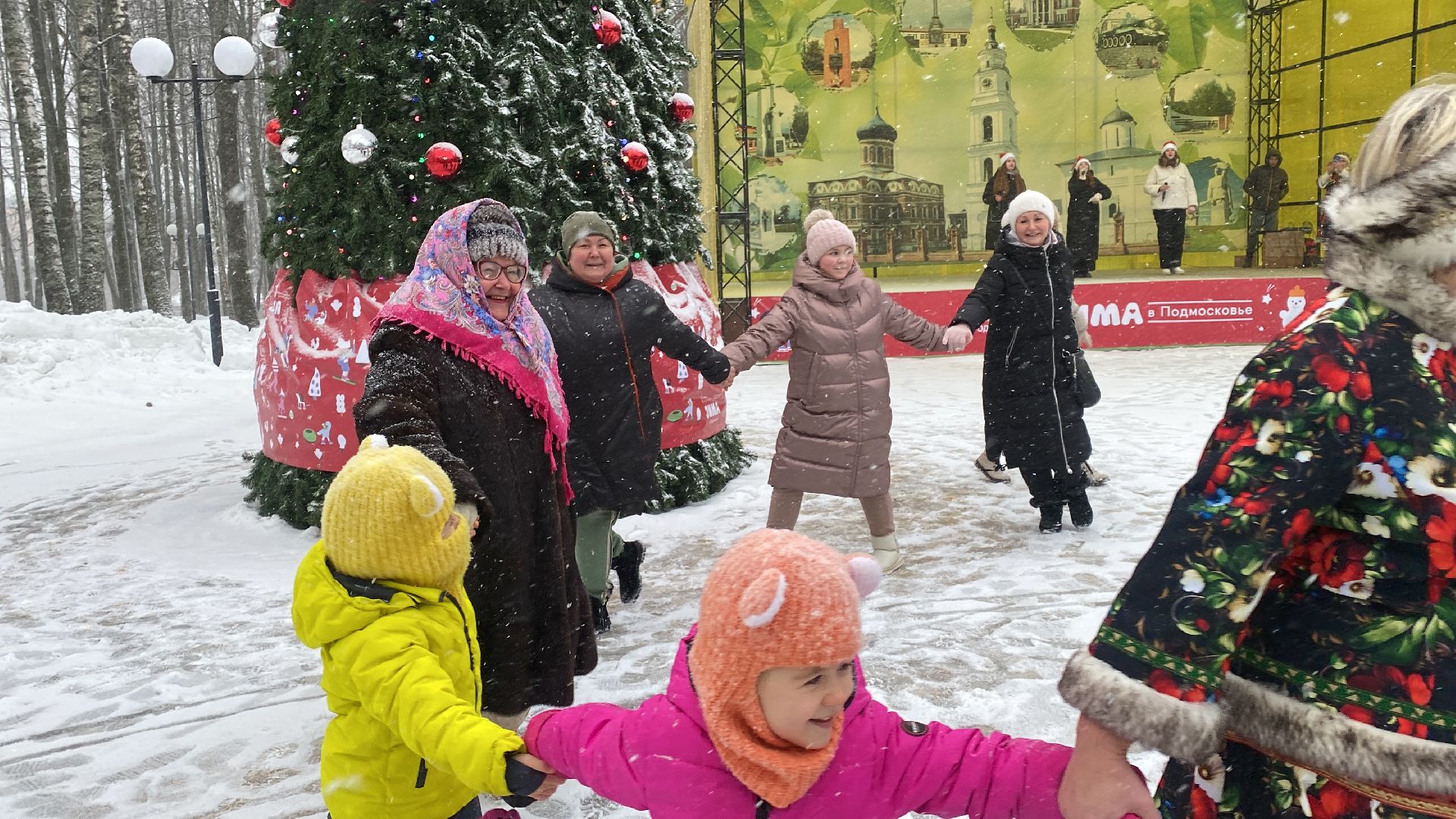 волоколамск, парк, новый год, 2024, 2024 год, праздник, праздники, праздничная программа, праздничное настроение, зима в подмосковье,