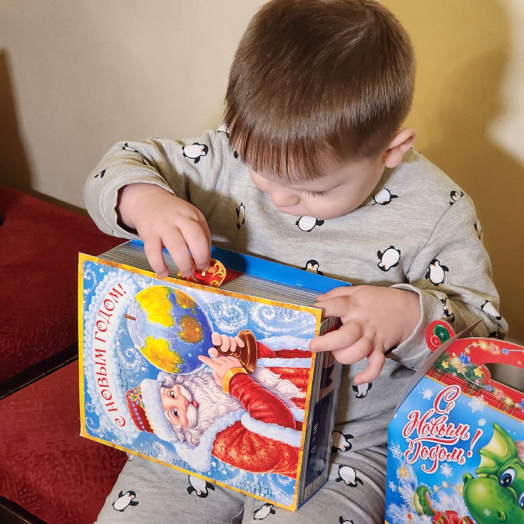 новогоднее представление, егорьевск, ДК Конина, Подмосковье, Московская область, елка для семей СВО,