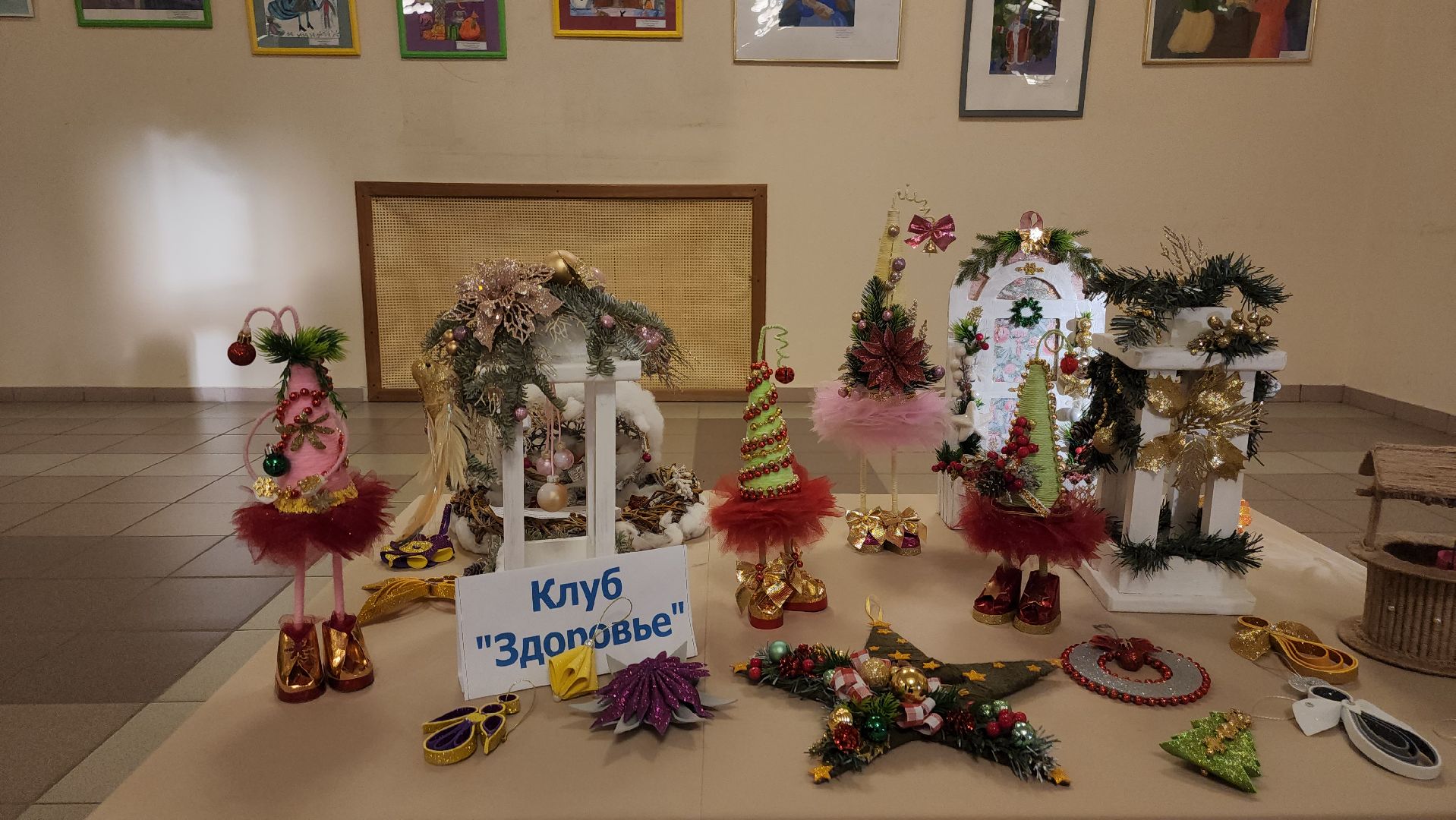 Догопрудный, новый год, рождество, дк вперед, выставка, рождественское чудо, поделки, детское творчество,