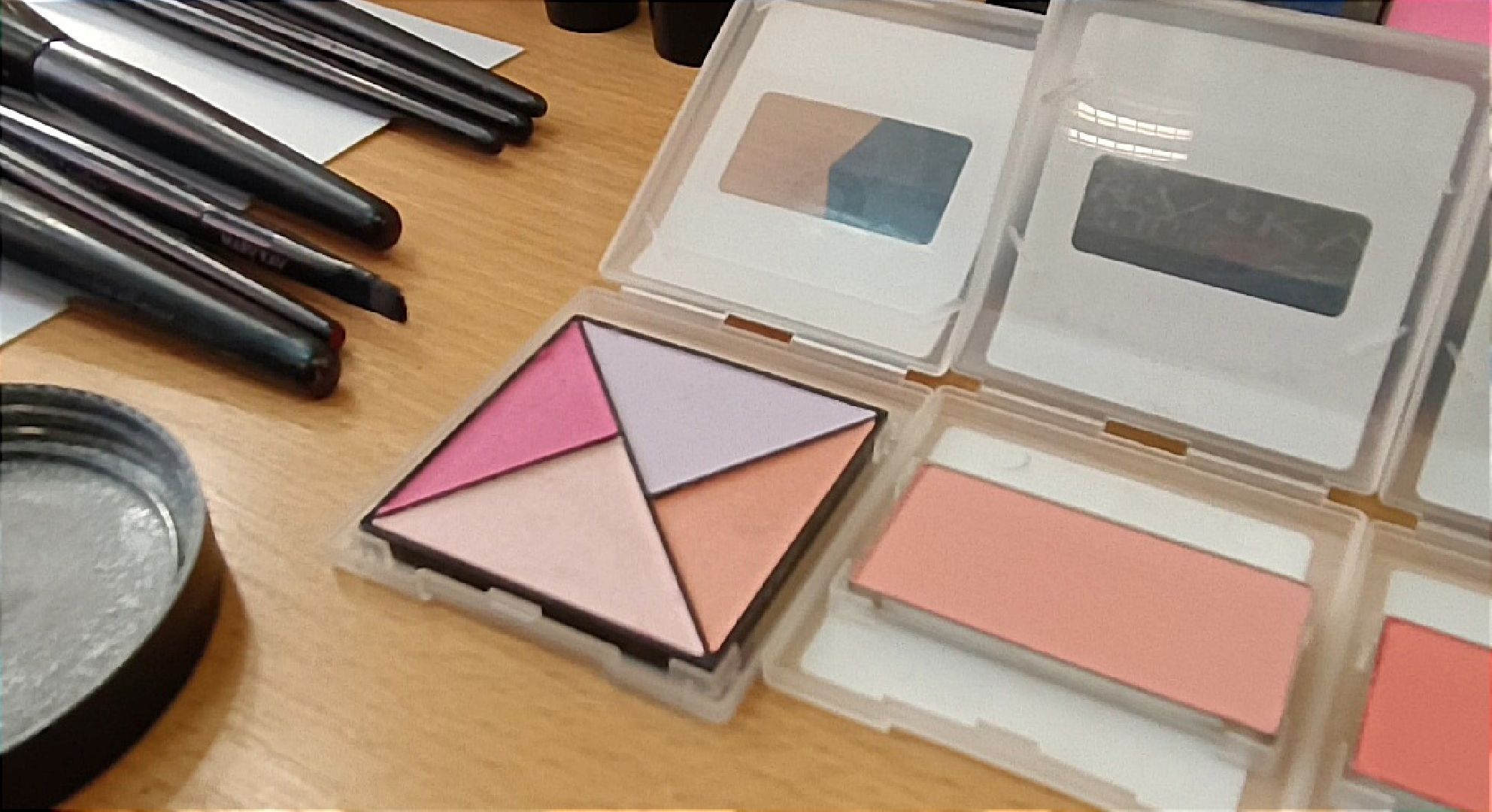 макияж, pantone, тени,