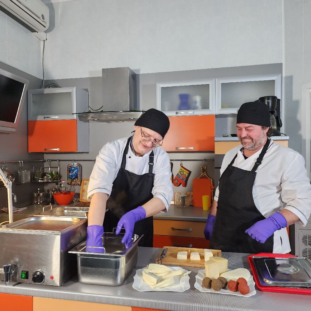 Сыр, домашний сыр, сыроварня, сыроварня в Егорьевске, Гуслицкие сыры, Подмосковье, московская область,