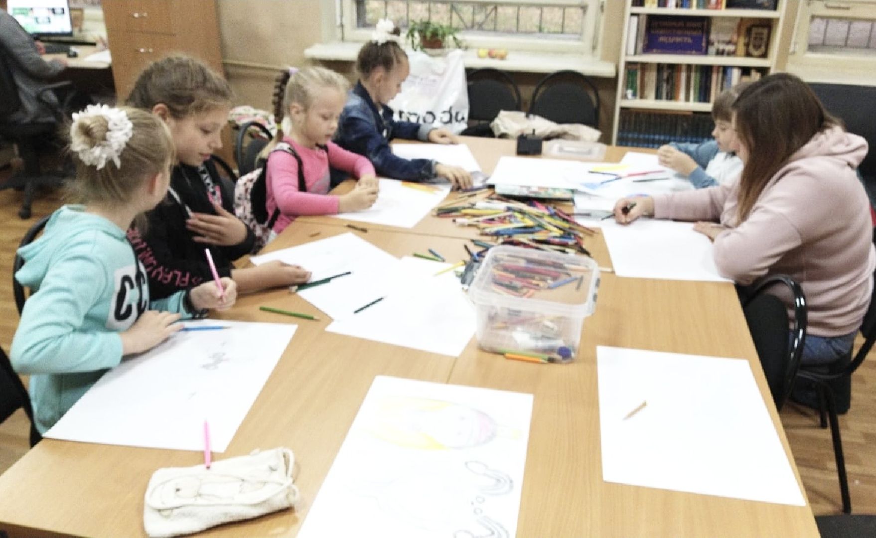 Балашиха, Подмосковье, Новый год, мама почитай мне а я нарисую, приключения в библиотеке,