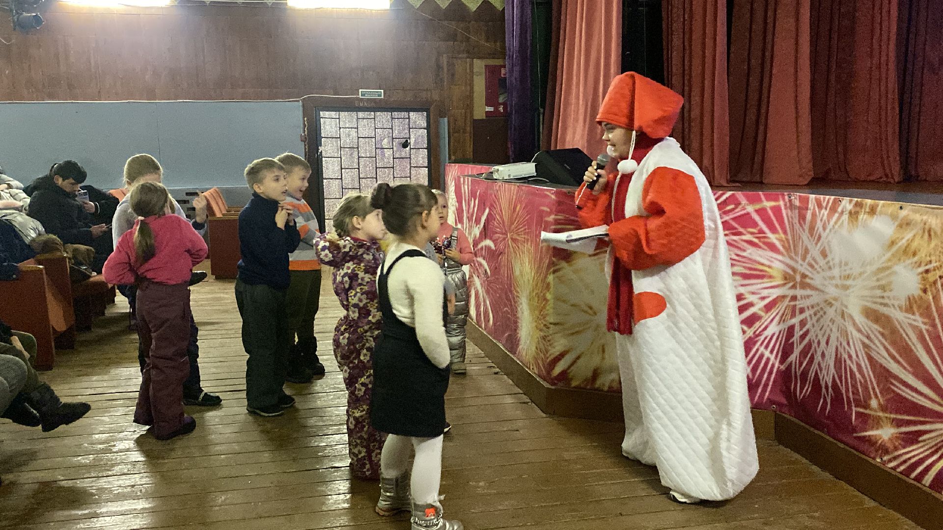 волоколамск, культура, культура для школьников, дом культуры, праздник, дед мороз, конкурс,