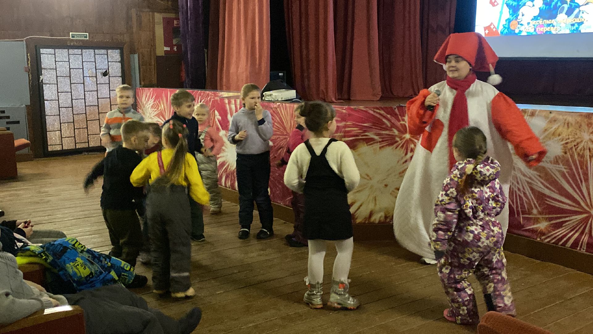 волоколамск, культура, культура для школьников, дом культуры, праздник, дед мороз, конкурс,