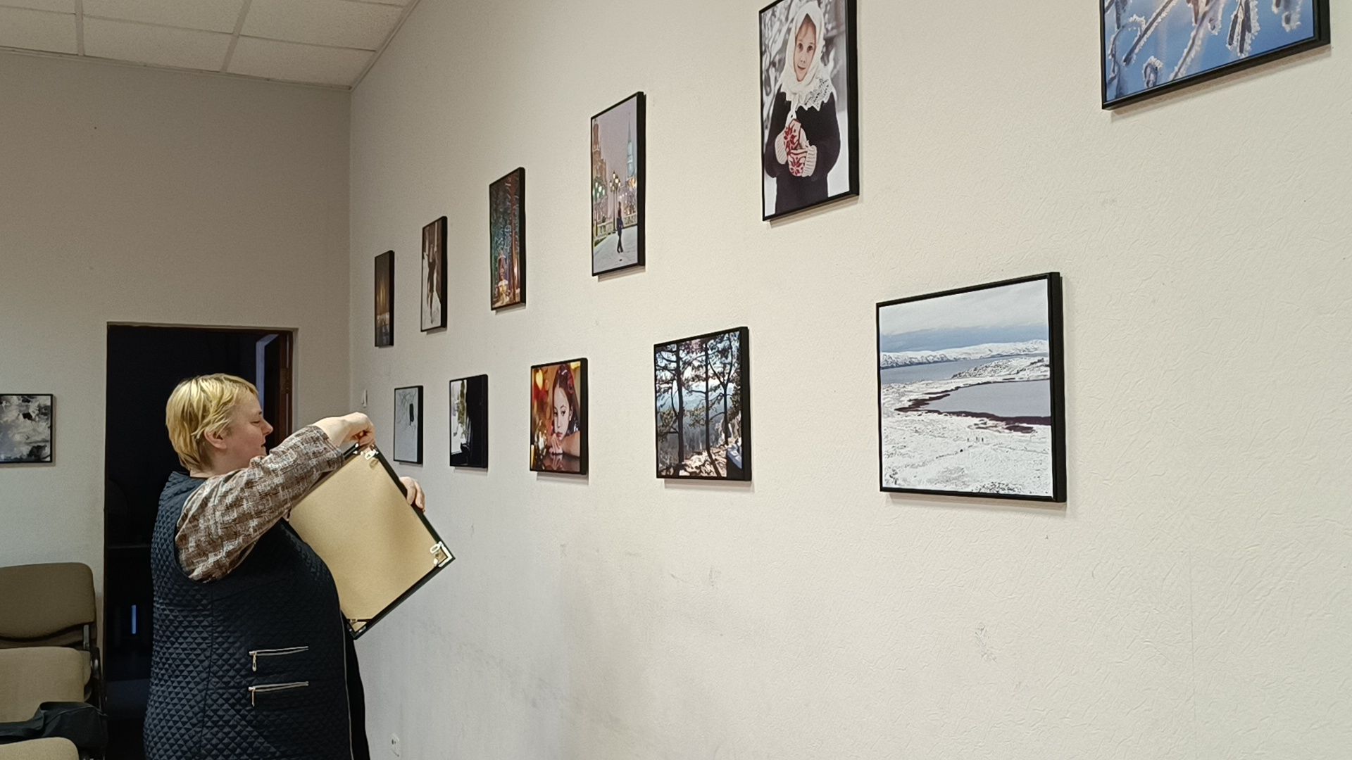 фотография, выставка, зима, библиотека,