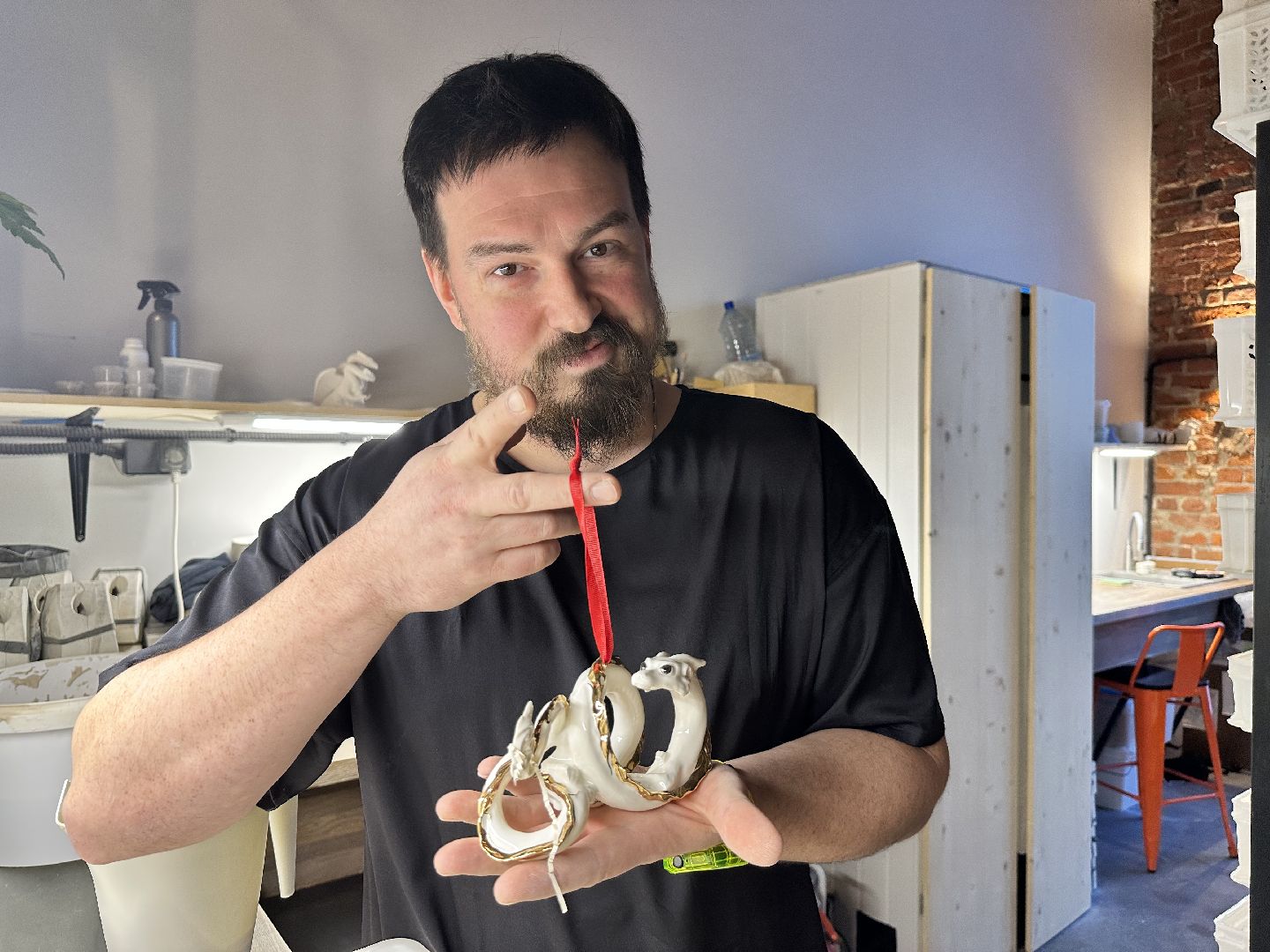 Сделано в Подмосковье, фарфор, предприниматель, ремесленник, дракон, украшения, Наро-Фоминск, год дракона