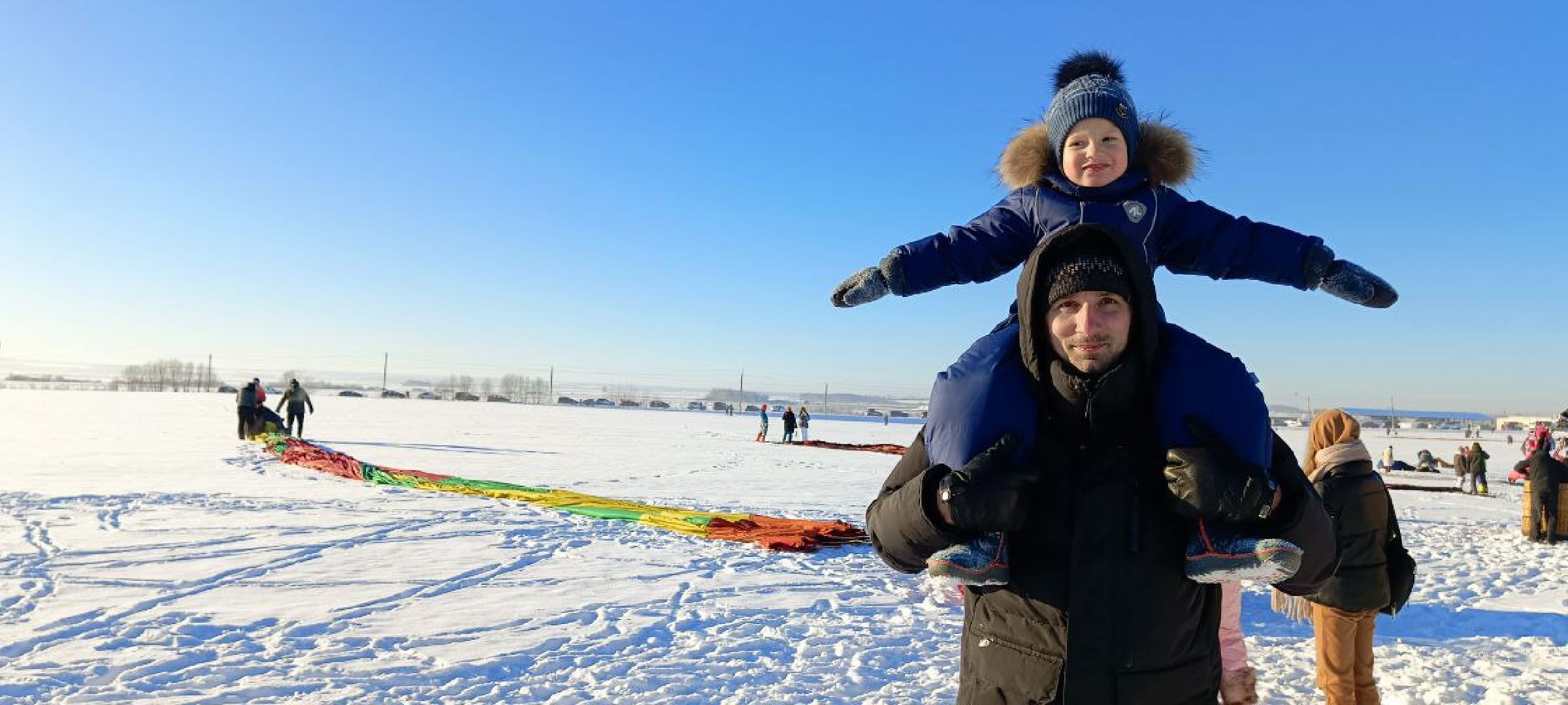 Дмитров, Фестиваль аэростатов, Яблоки на снегу,