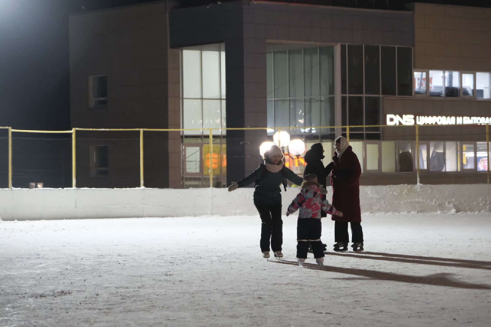 пущино, спорт, каток, дети, коньки, подмосковье, развлечения, зима,