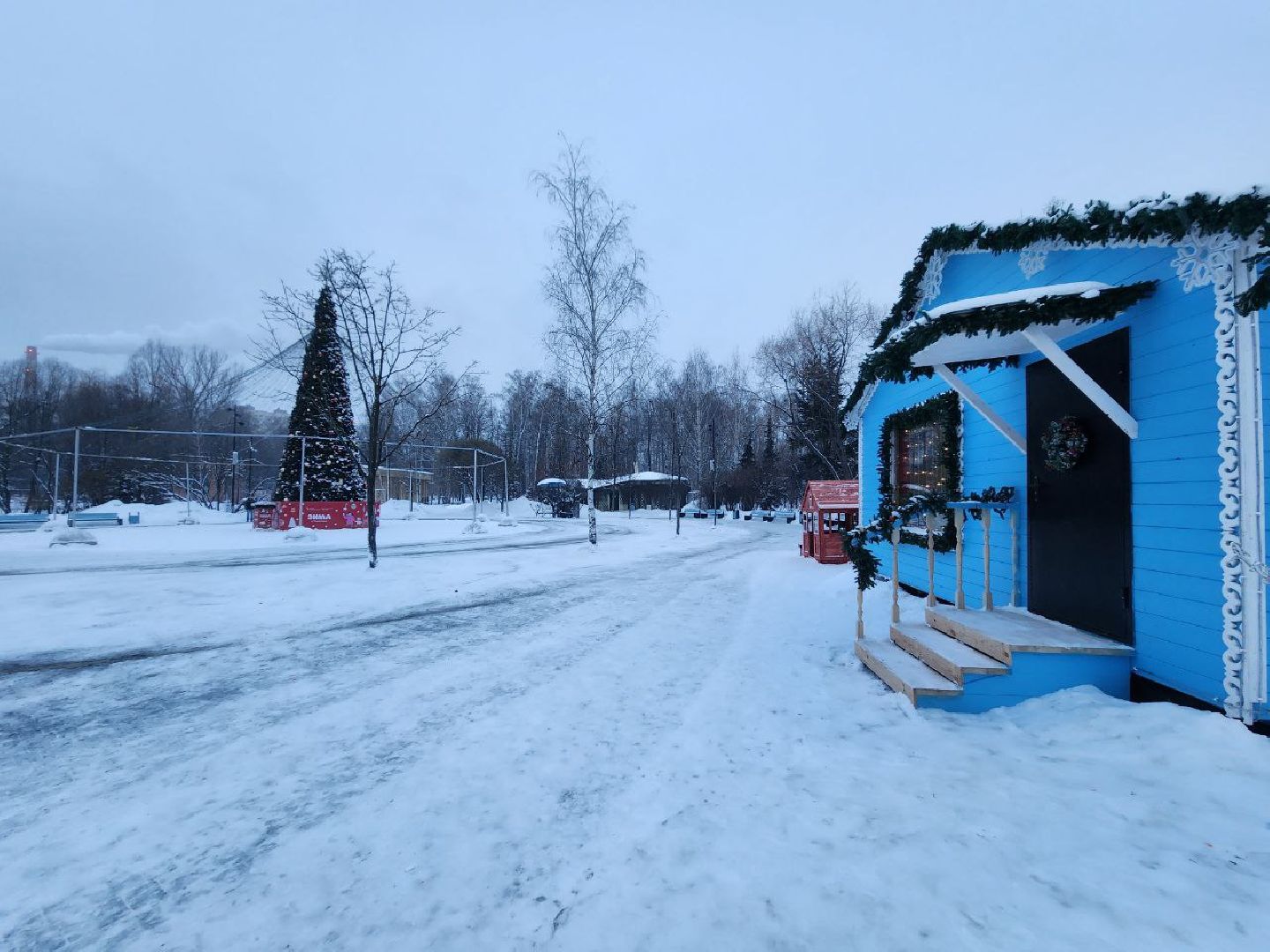 мытищи, Жостово, Фабрика росписи Жостово, Подносы Жостово, ёлка, парк мира,