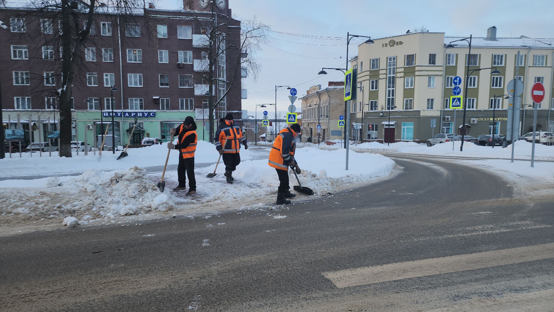 серпухов, подмосковье, уборка снега, площадь ленина,