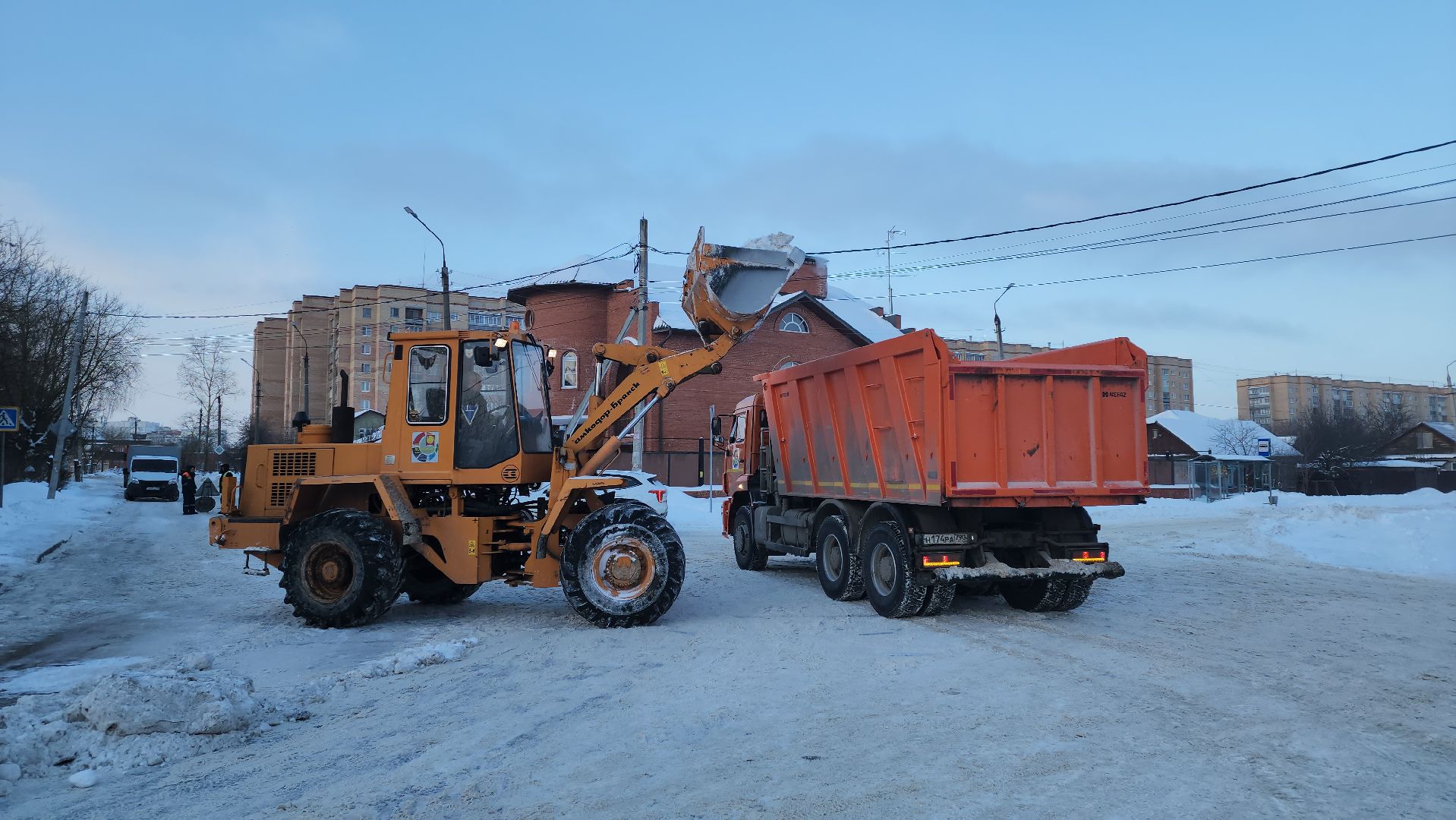 серпухов, подмосковье, убирают снег, комбинат благоустройства,