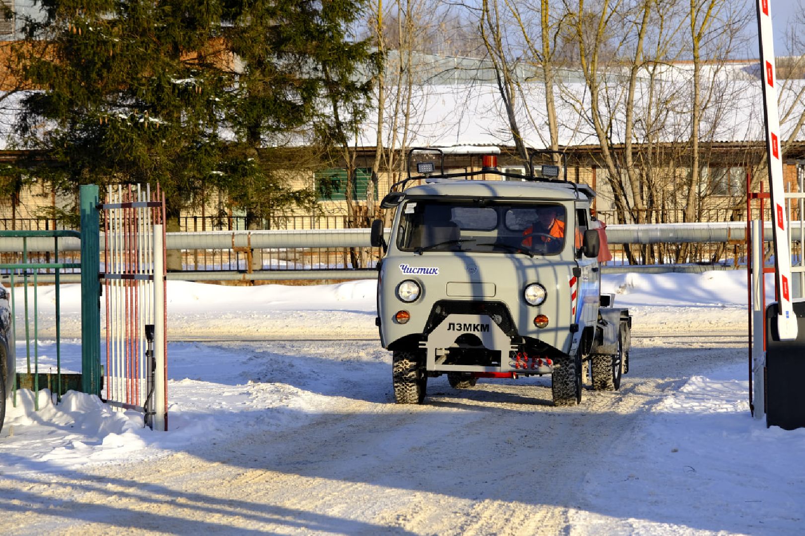 пущино, благоустройство, снег, уборка дворов, метель,
