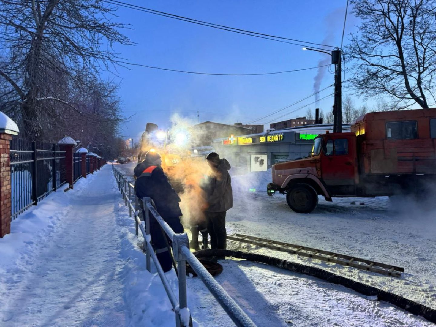 можайск, можайский городской округ, подмосковье, ЖКХ, авария, утечка, аварийная бригада, ликвидировали последствия,